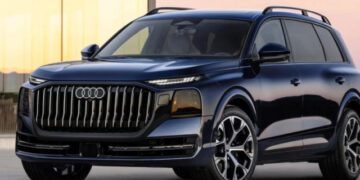 xehay audi q9 tay nam cua 100826 1.jpg