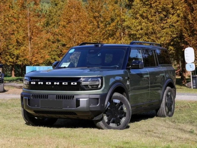 Ford Bronco được mong chờ về Việt Nam với loạt trang bị đáng chú ý xehay bronco 120826 5.jpg