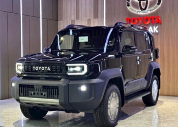 Toyota Land Cruiser FJ khan hàng, khách Việt muốn nhận xe sớm phải chi thêm 50 triệu đồng mua phụ kiện xehay fj khan hang 130826 3.jpg