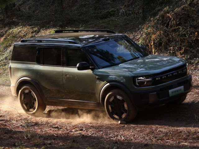 SUV khung liền khối, bản EREV đi được 1.220 km không tốn giọt xăng nào xehay ford bronco new energy 170826 1.jpg