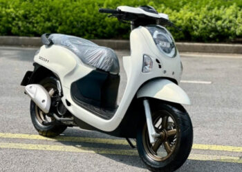 xehay honda scoopy 180826 2.jpg