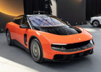 Bất chấp làn sóng chỉ trích dữ dội, Ferrari Luce vẫn "cháy hàng" sau hai tháng ra mắt xehay luce 310726 1.jpg