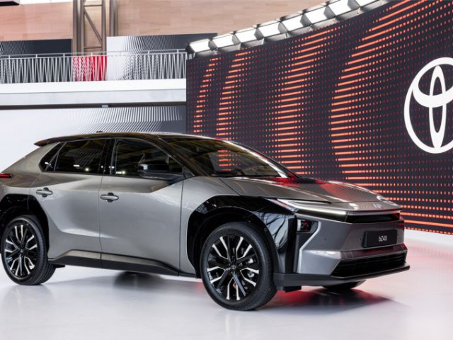 Toyota tiếp tục dẫn đầu doanh số toàn cầu với 5,39 triệu xe sau 6 tháng đầu năm 2026 xehay toyota toan cau 030826 3.jpg