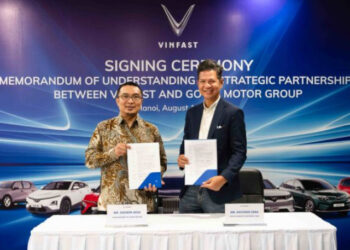 VinFast hợp tác với Gowa Motor Group: Lập liên doanh mở rộng hệ thống đại lý tại Indonesia xehay vf indo 170826 1.jpg